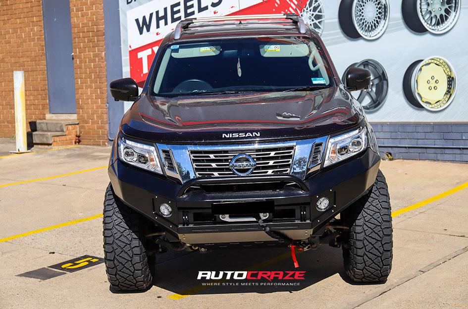 NISSAN NAVARA D LOCKER BLACK